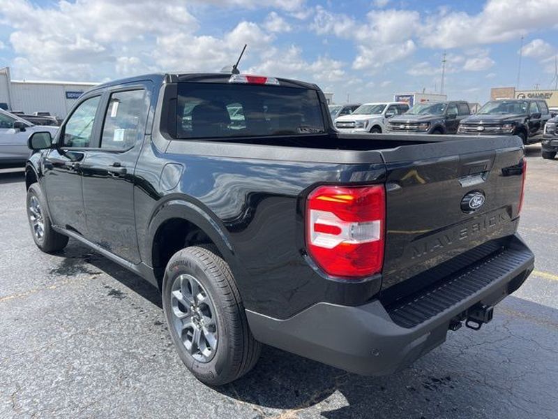 2026 Ford Maverick XLT photo 6