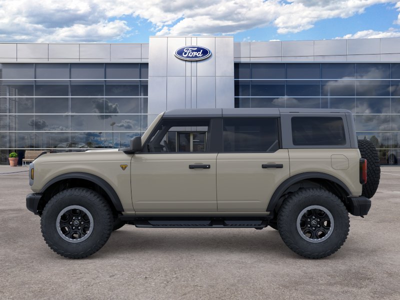 2026 Ford Bronco Badlands photo 3
