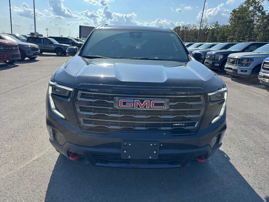 2024 GMC Acadia AWD AT4 photo 2