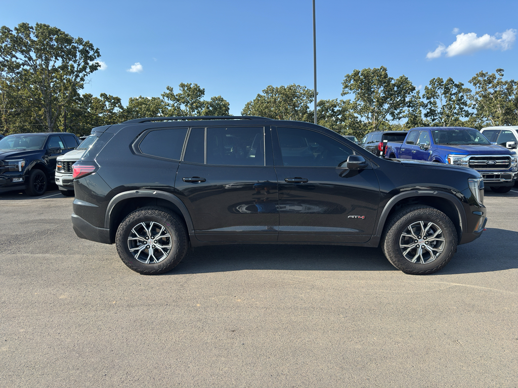 2024 GMC Acadia AWD AT4 photo 4