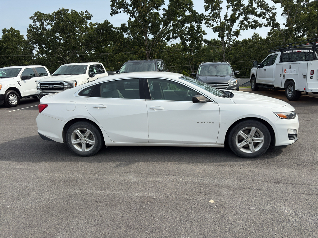 2020 Chevrolet Malibu LS photo 5