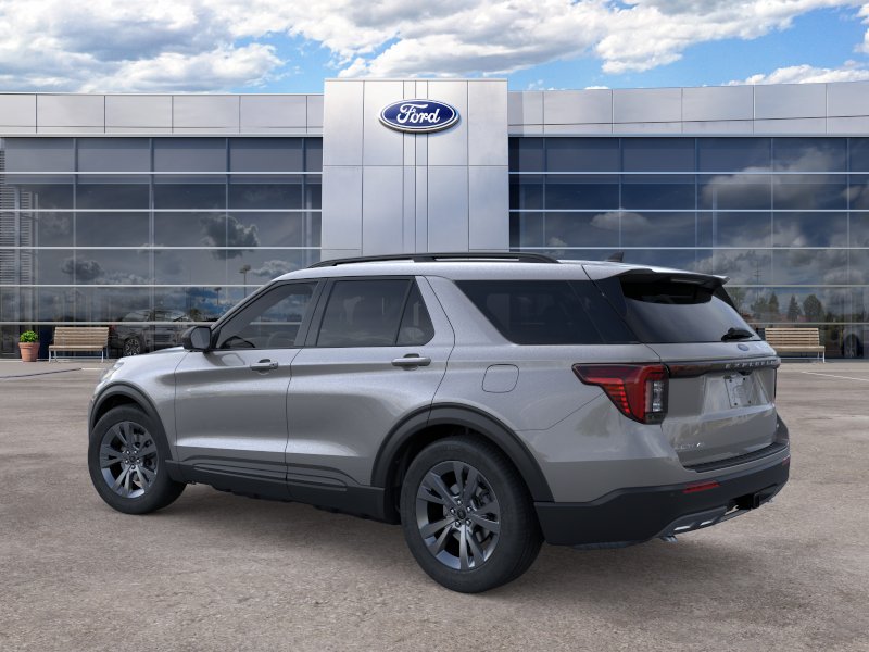 2026 Ford Explorer Active w/200A Pkg photo 4