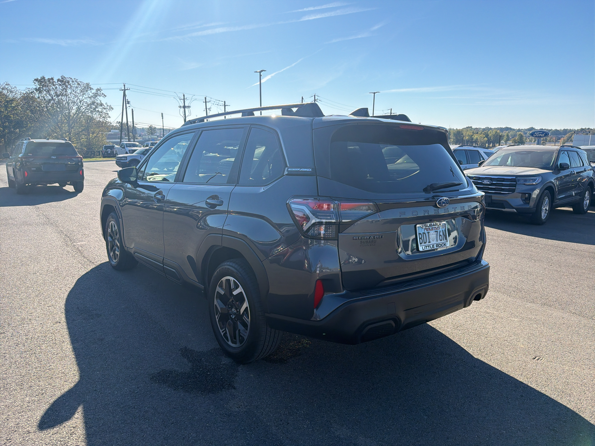 2025 Subaru Forester Premium photo 3