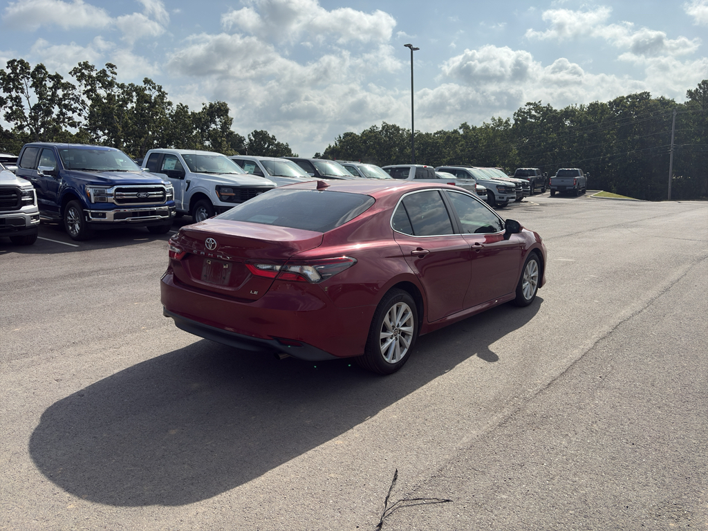 2021 Toyota Camry LE photo 3