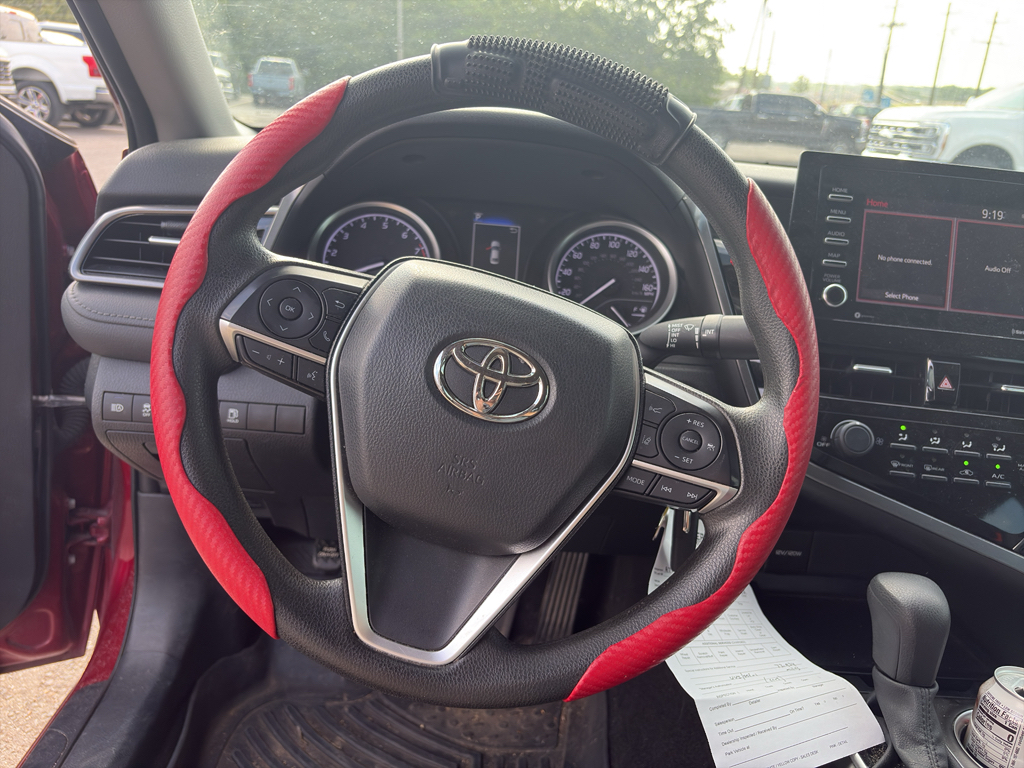 2021 Toyota Camry LE photo 6