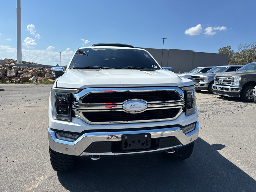 2023 Ford F-150 LARIAT photo 2