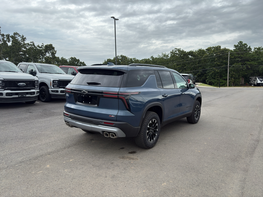 2026 Chevrolet Traverse AWD Z71 photo 3