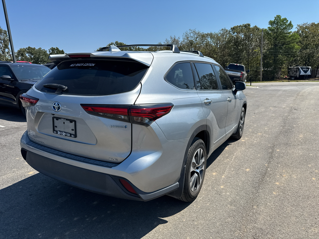 2023 Toyota Highlander Hybrid Hybrid XLE photo 5