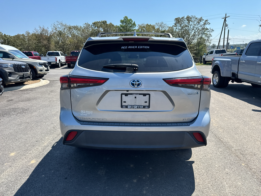 2023 Toyota Highlander Hybrid Hybrid XLE photo 6