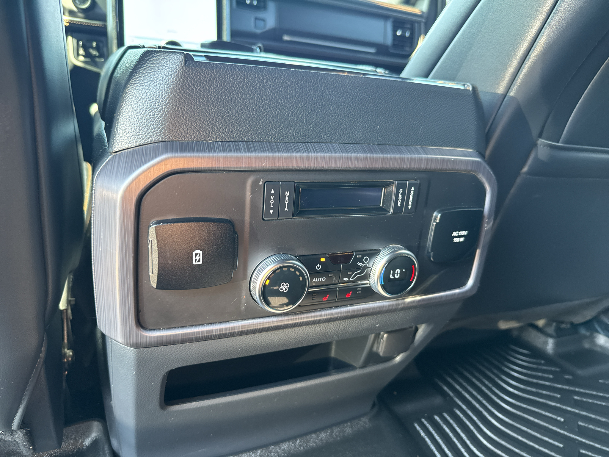 2024 Ford Expedition Platinum photo 6