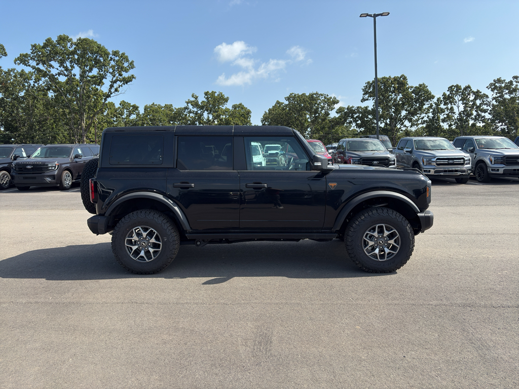 2025 Ford Bronco Badlands photo 5