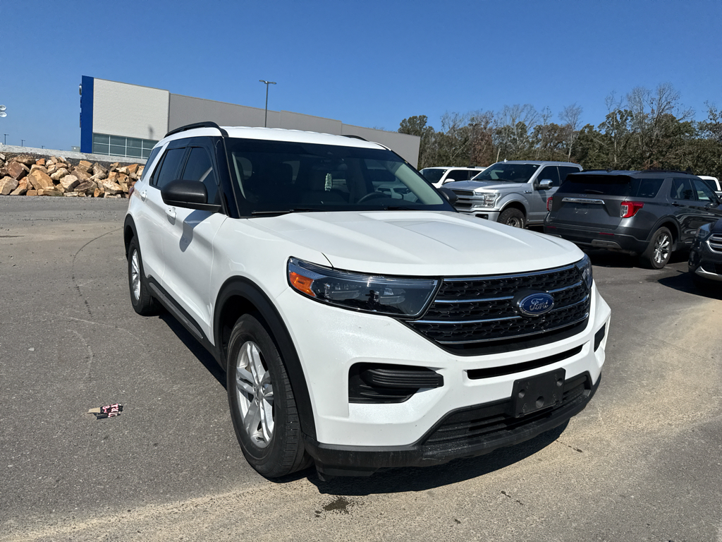 2024 Ford Explorer XLT photo 3