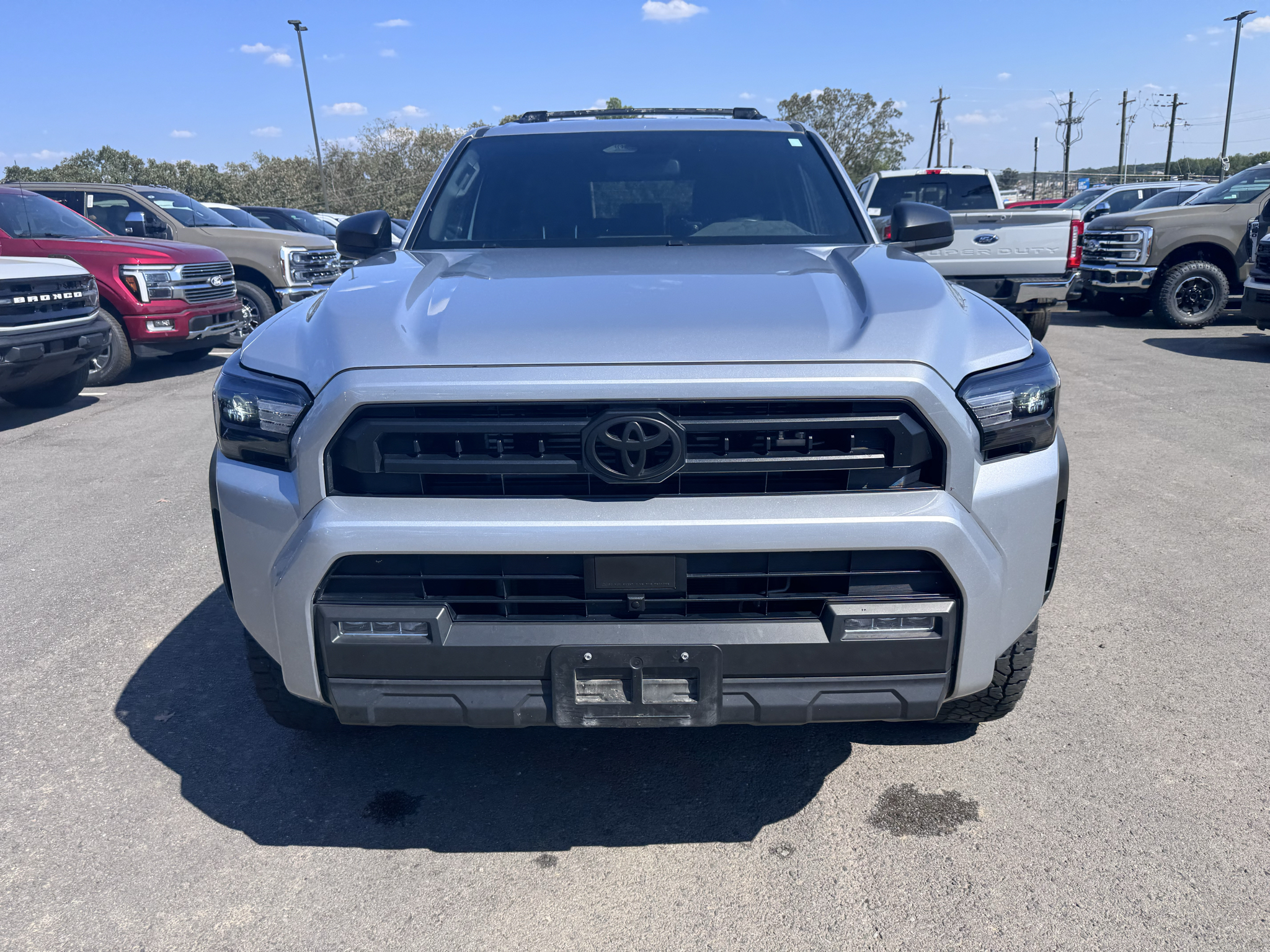 2025 Toyota 4Runner SR5 photo 2