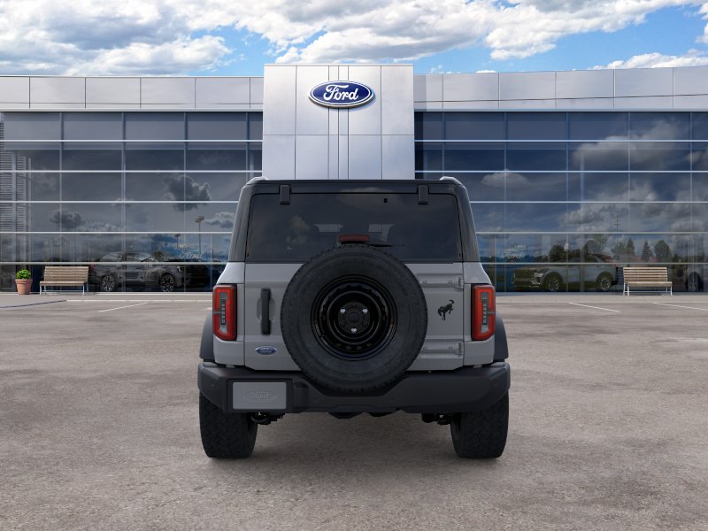 2026 Ford Bronco Outer Banks photo 5