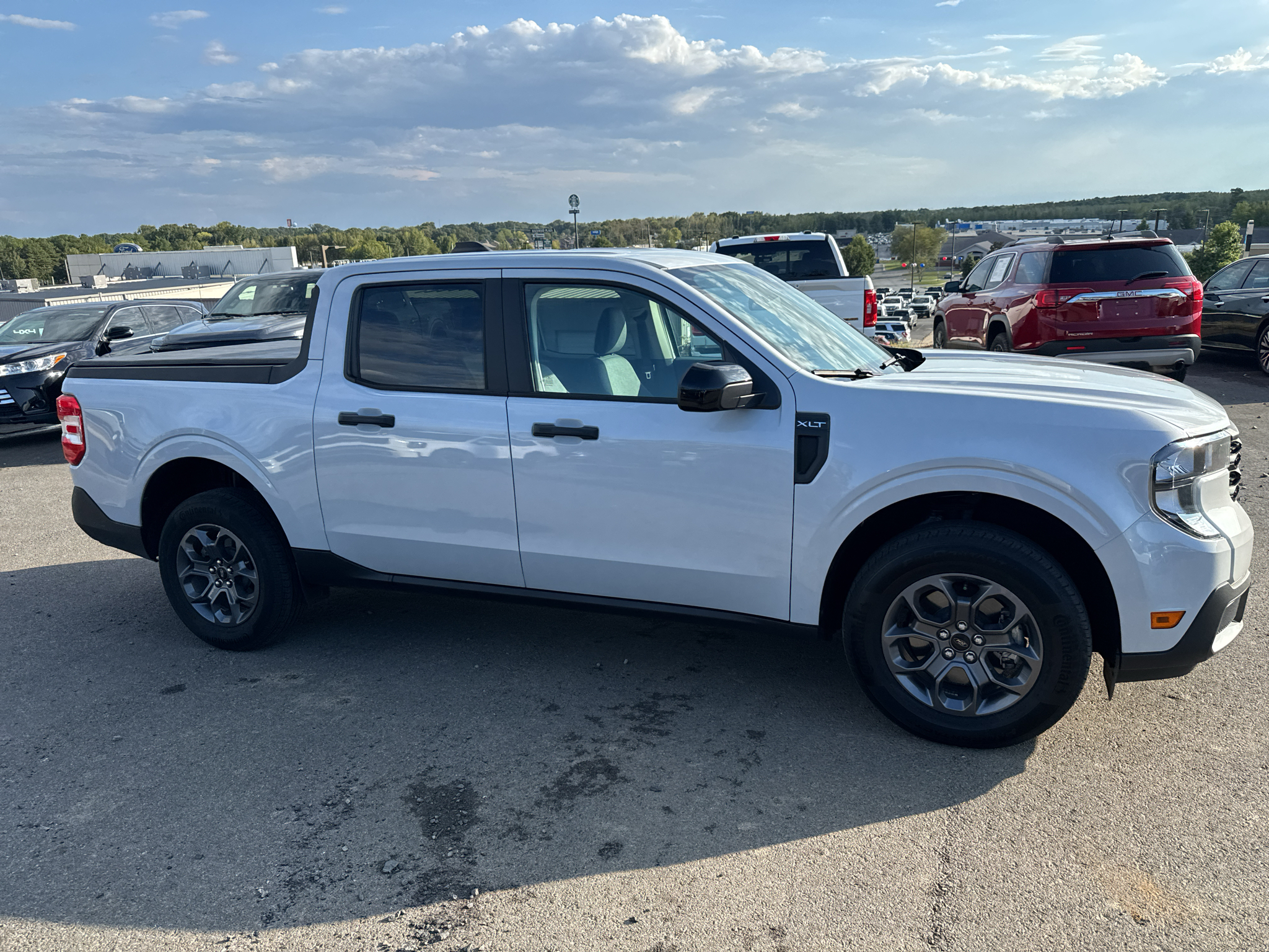2025 Ford Maverick XLT photo 4