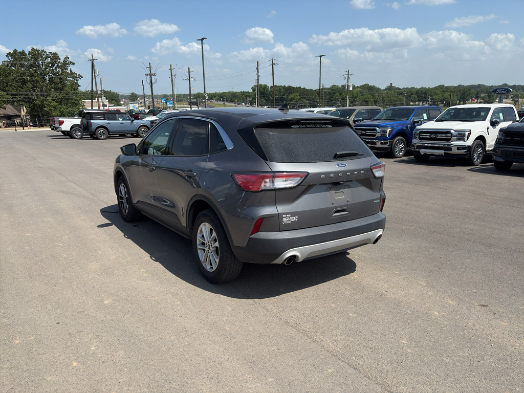 2021 Ford Escape SE photo 2