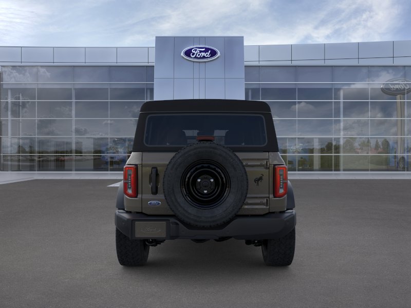 2026 Ford Bronco Outer Banks photo 5