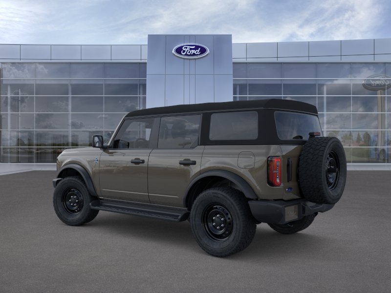 2026 Ford Bronco Outer Banks photo 4