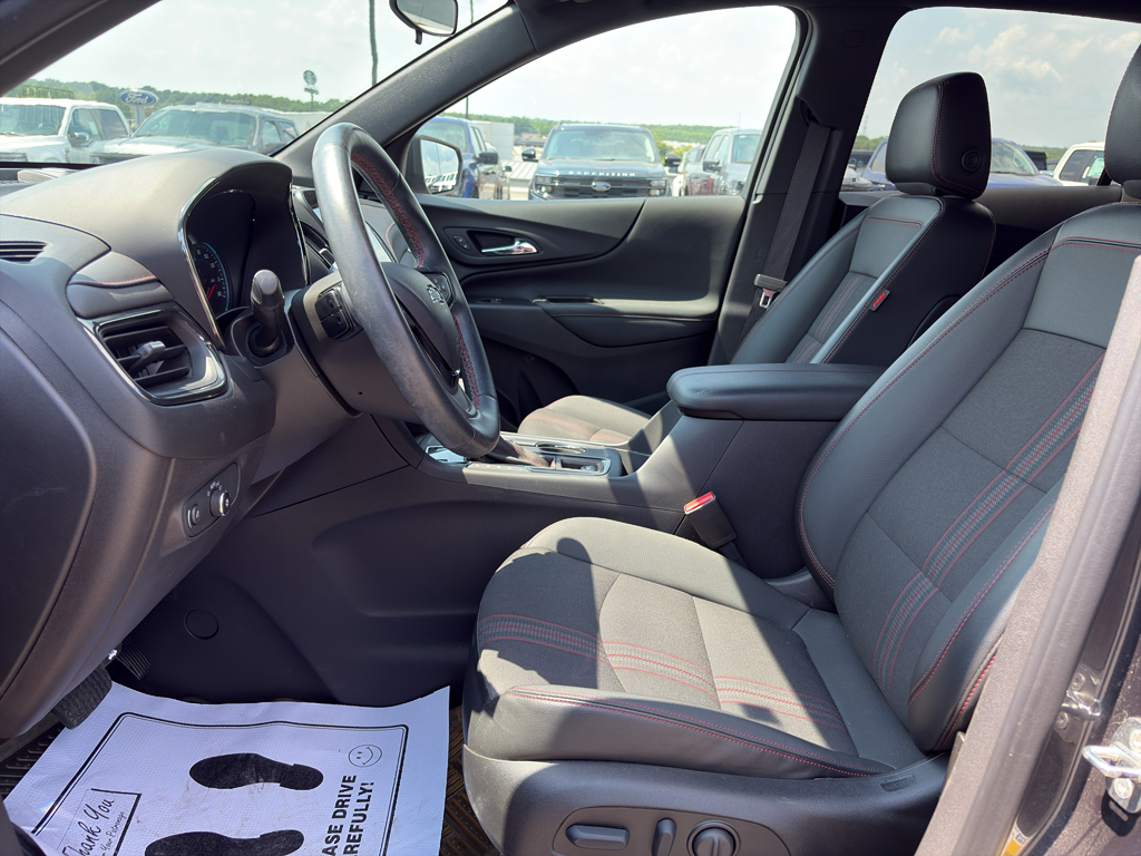 2023 Chevrolet Equinox representative vehicle photo