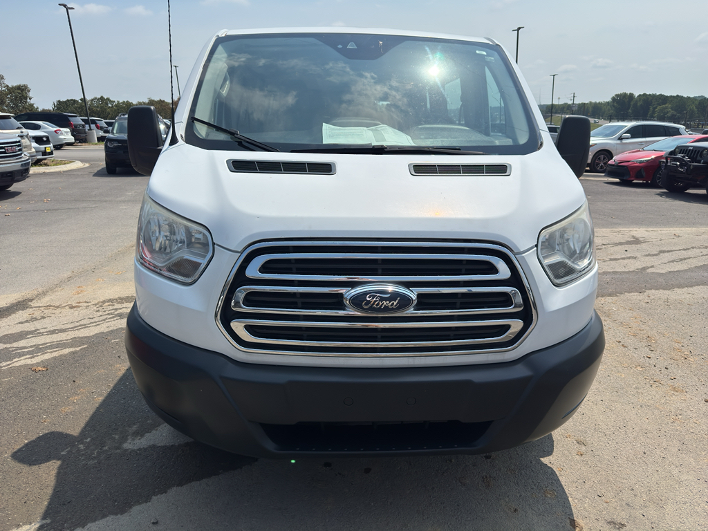 2017 Ford Transit Wagon XLT photo 2
