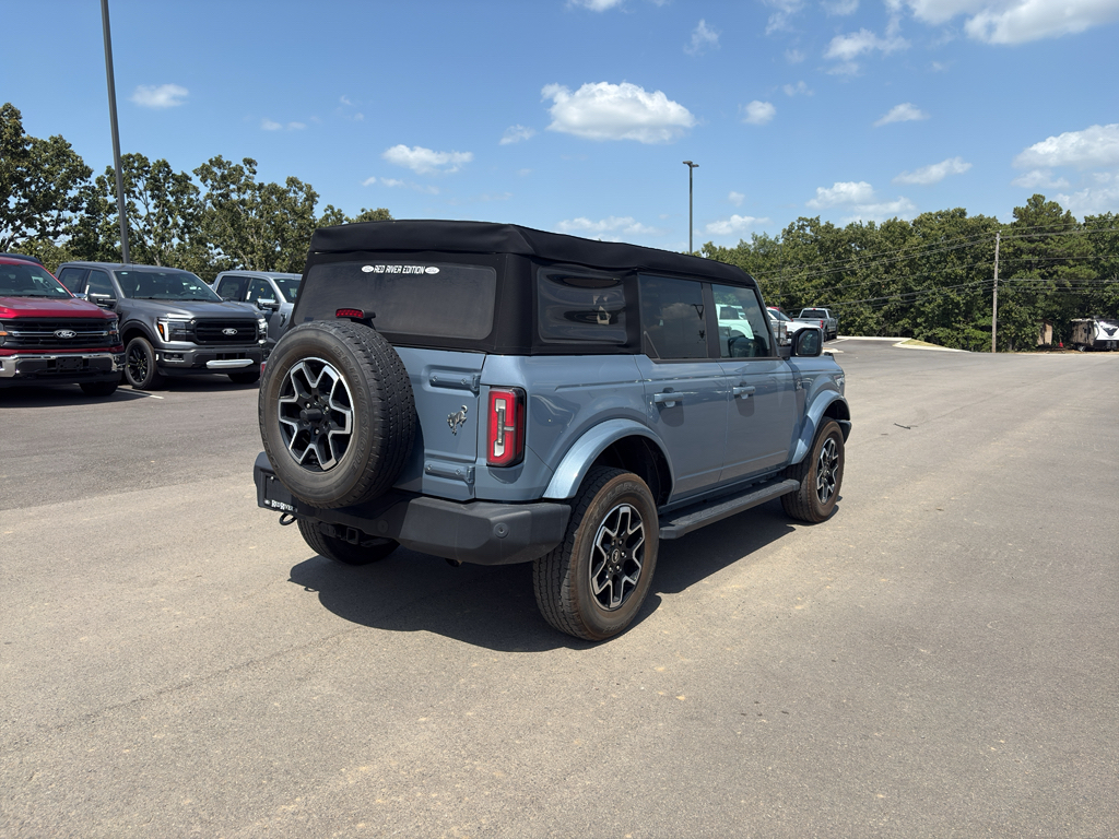 2023 Ford Bronco Outer Banks photo 3