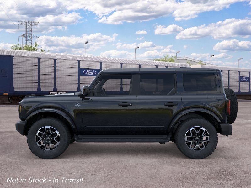 2026 Ford Bronco Outer Banks photo 3