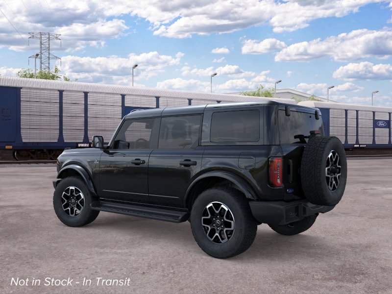 2026 Ford Bronco Outer Banks photo 4