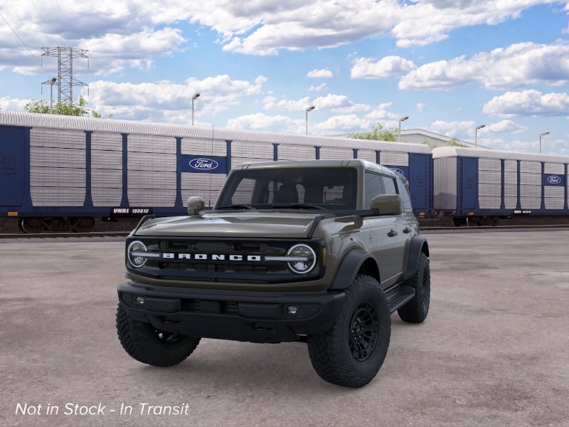 2026 Ford Bronco Outer Banks photo 2