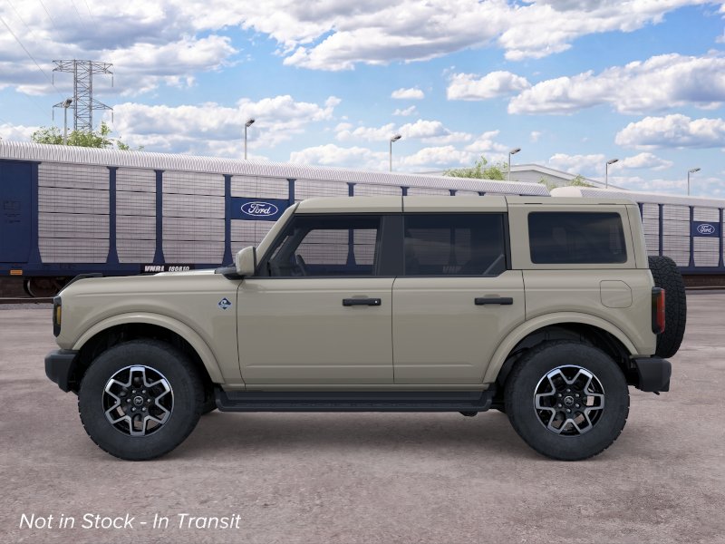 2026 Ford Bronco Outer Banks photo 3