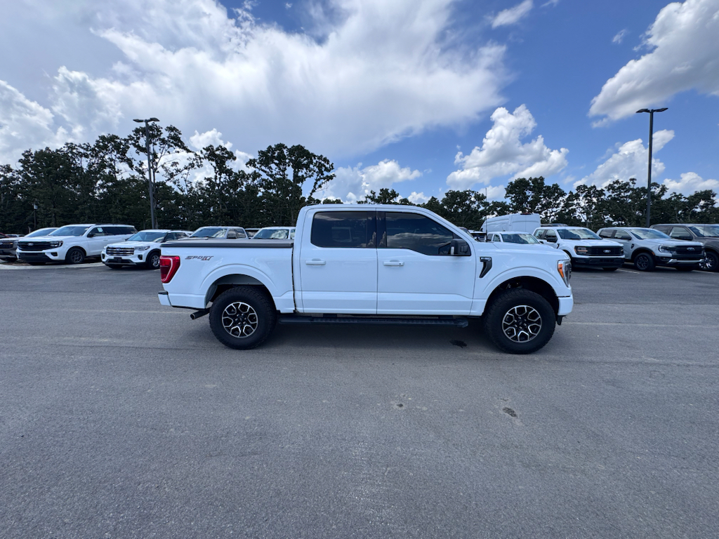 2023 Ford F-150 XLT photo 4
