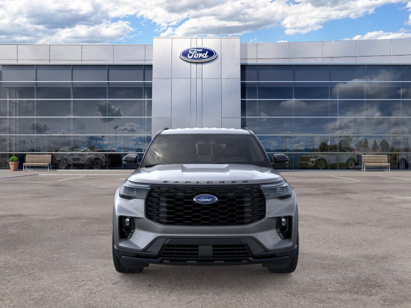 2026 Ford Explorer ST-Line photo 6
