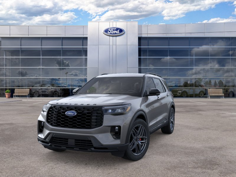 2026 Ford Explorer ST-Line photo 2