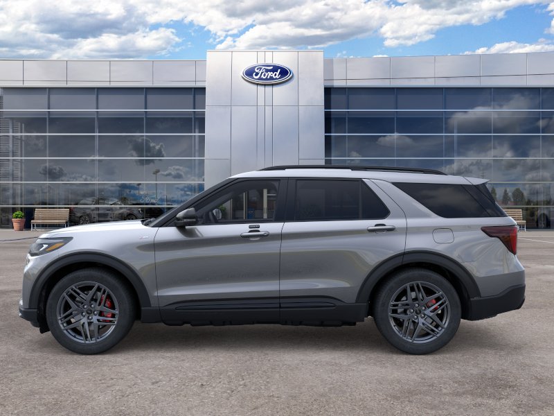 2026 Ford Explorer ST-Line photo 3