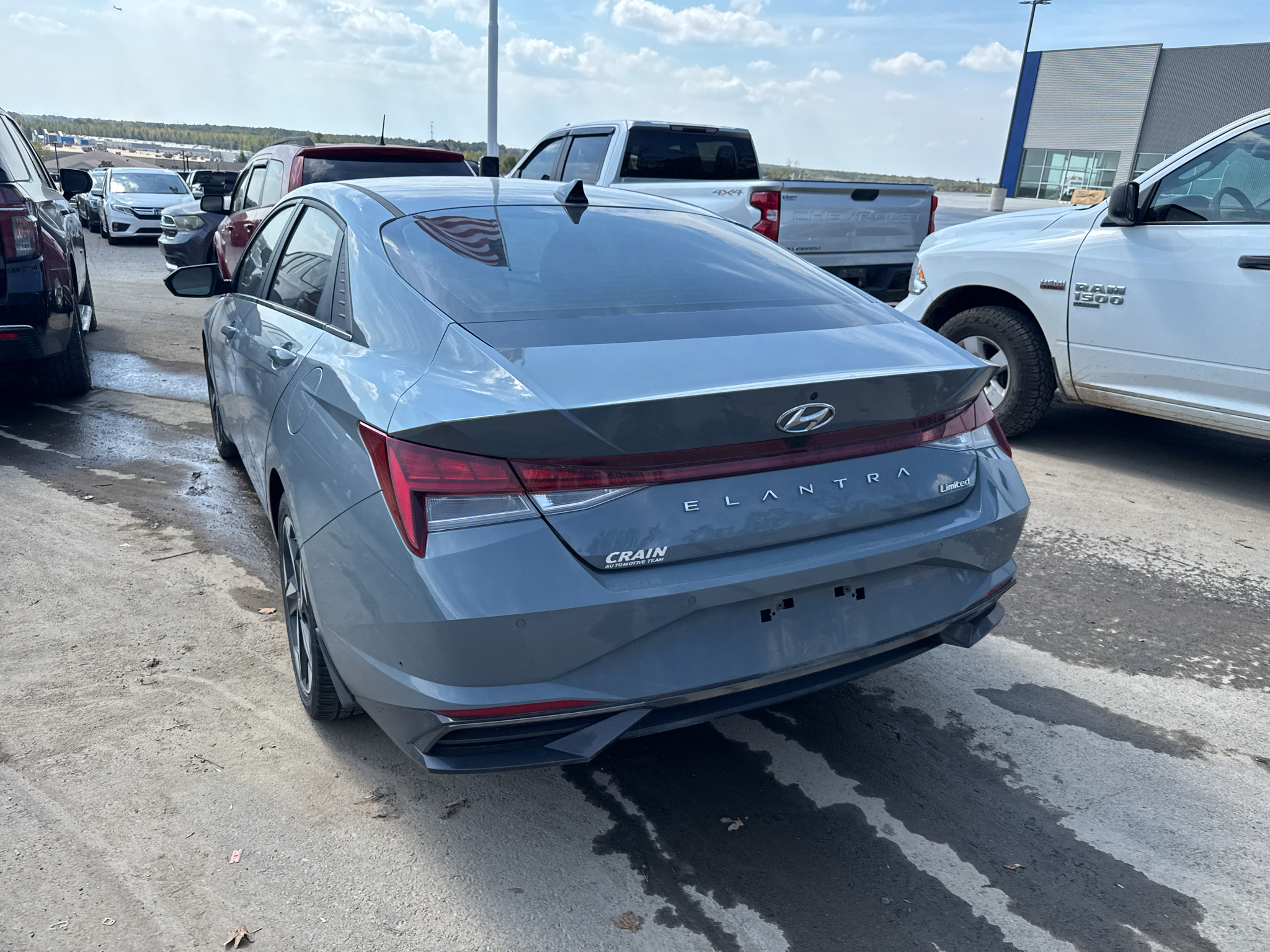 2023 Hyundai Elantra Limited photo 6