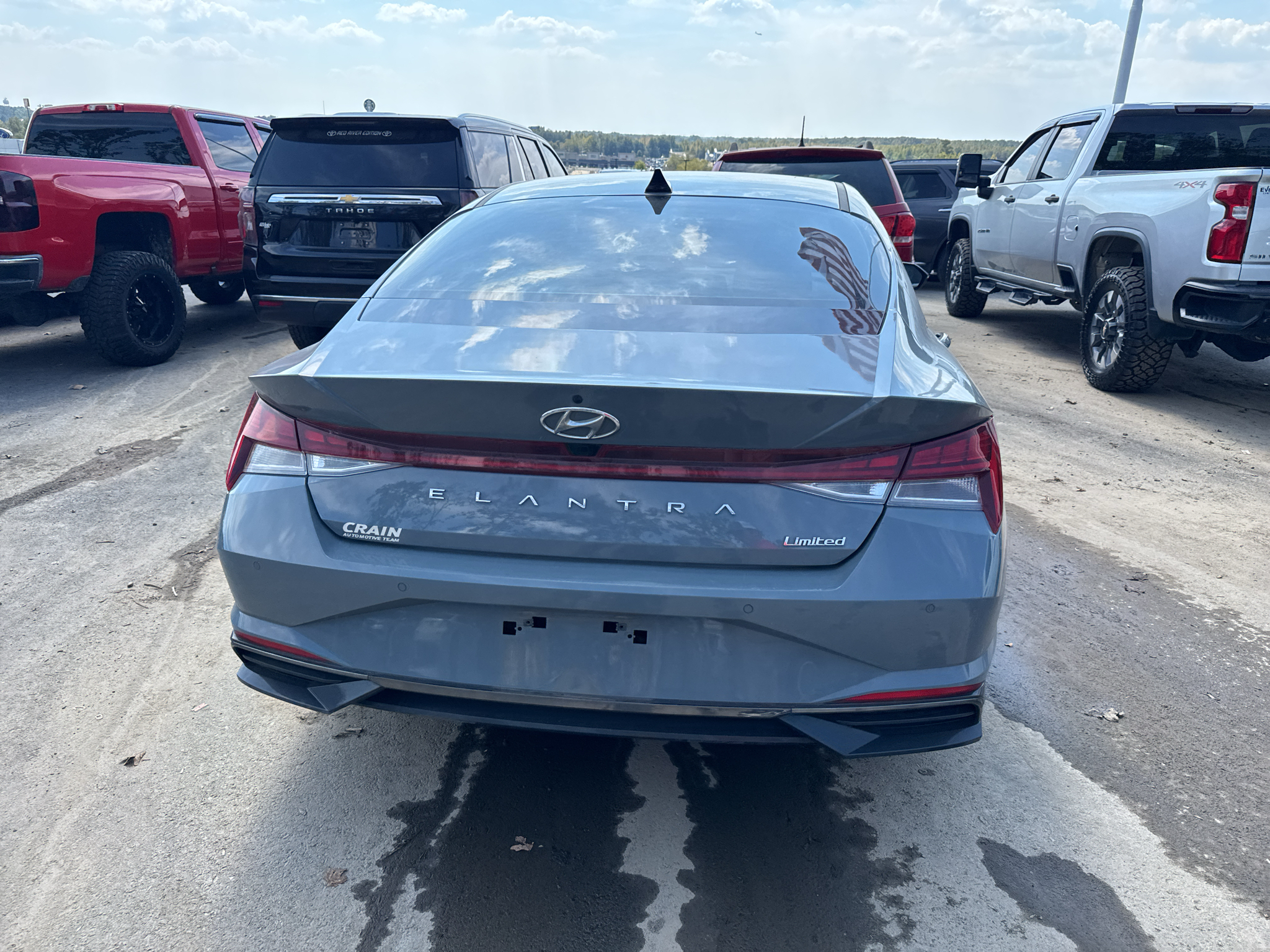 2023 Hyundai Elantra Limited photo 5