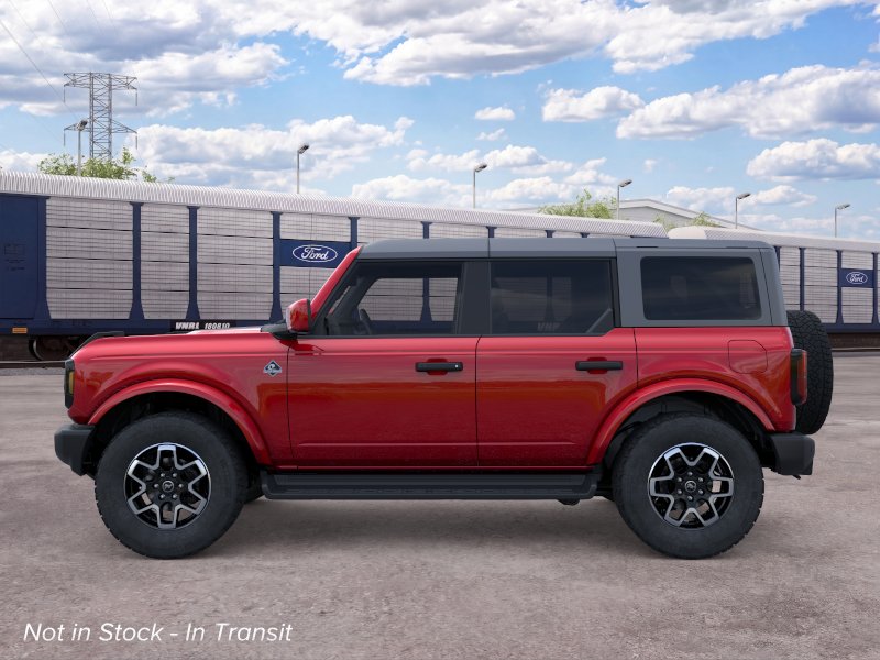 2026 Ford Bronco Outer Banks photo 3