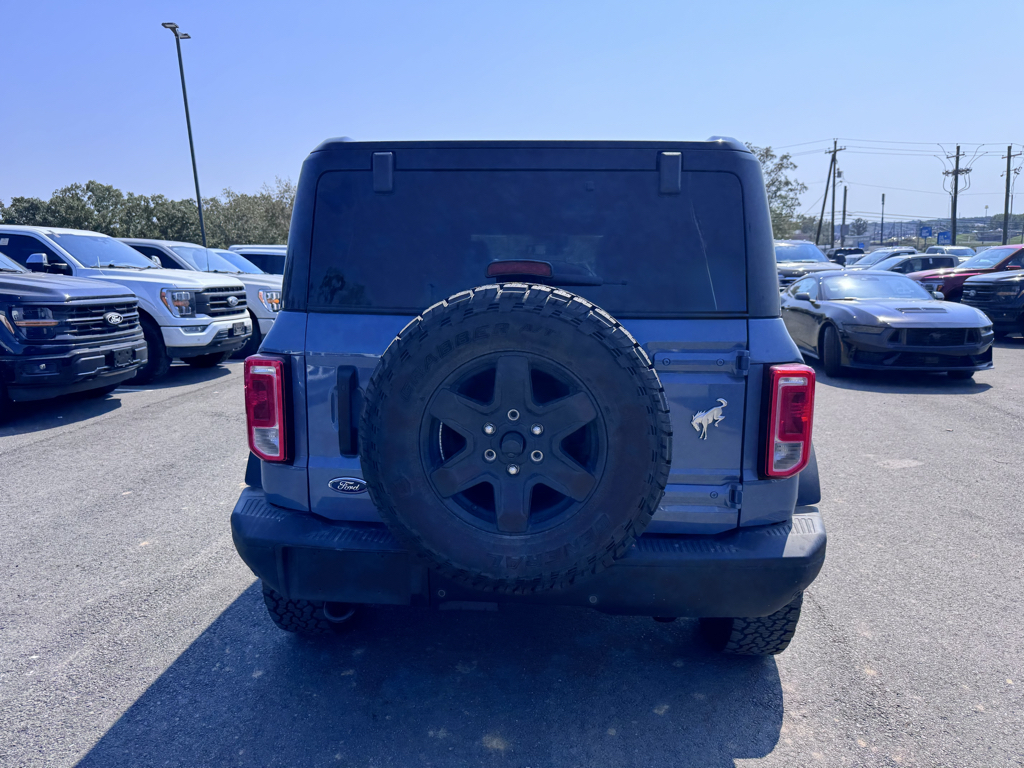 2024 Ford Bronco Black Diamond photo 6