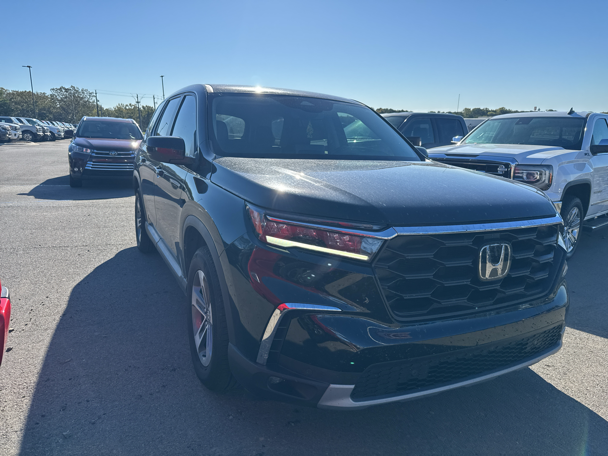 2025 Honda Pilot EX-L photo 3