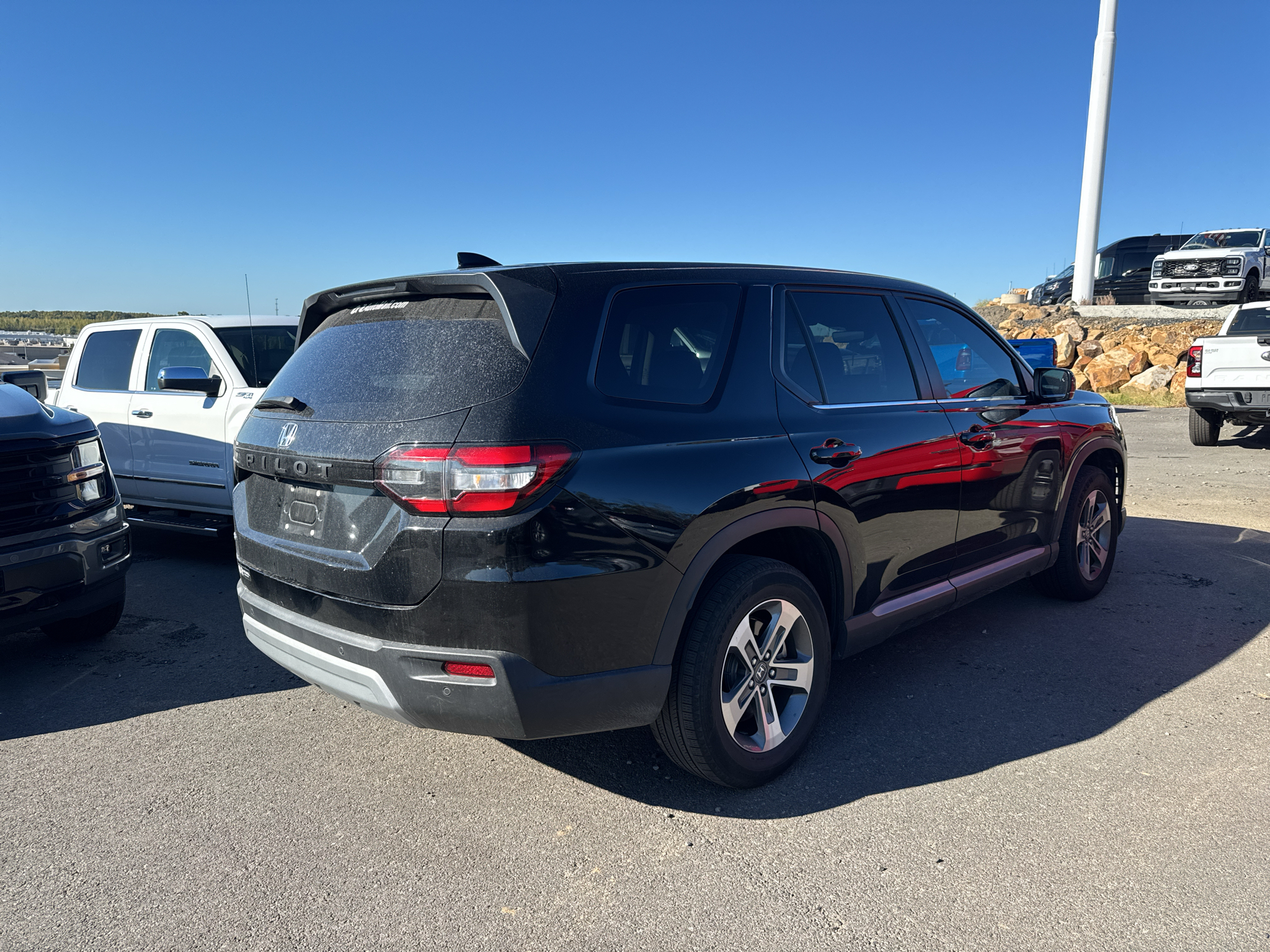 2025 Honda Pilot EX-L photo 5