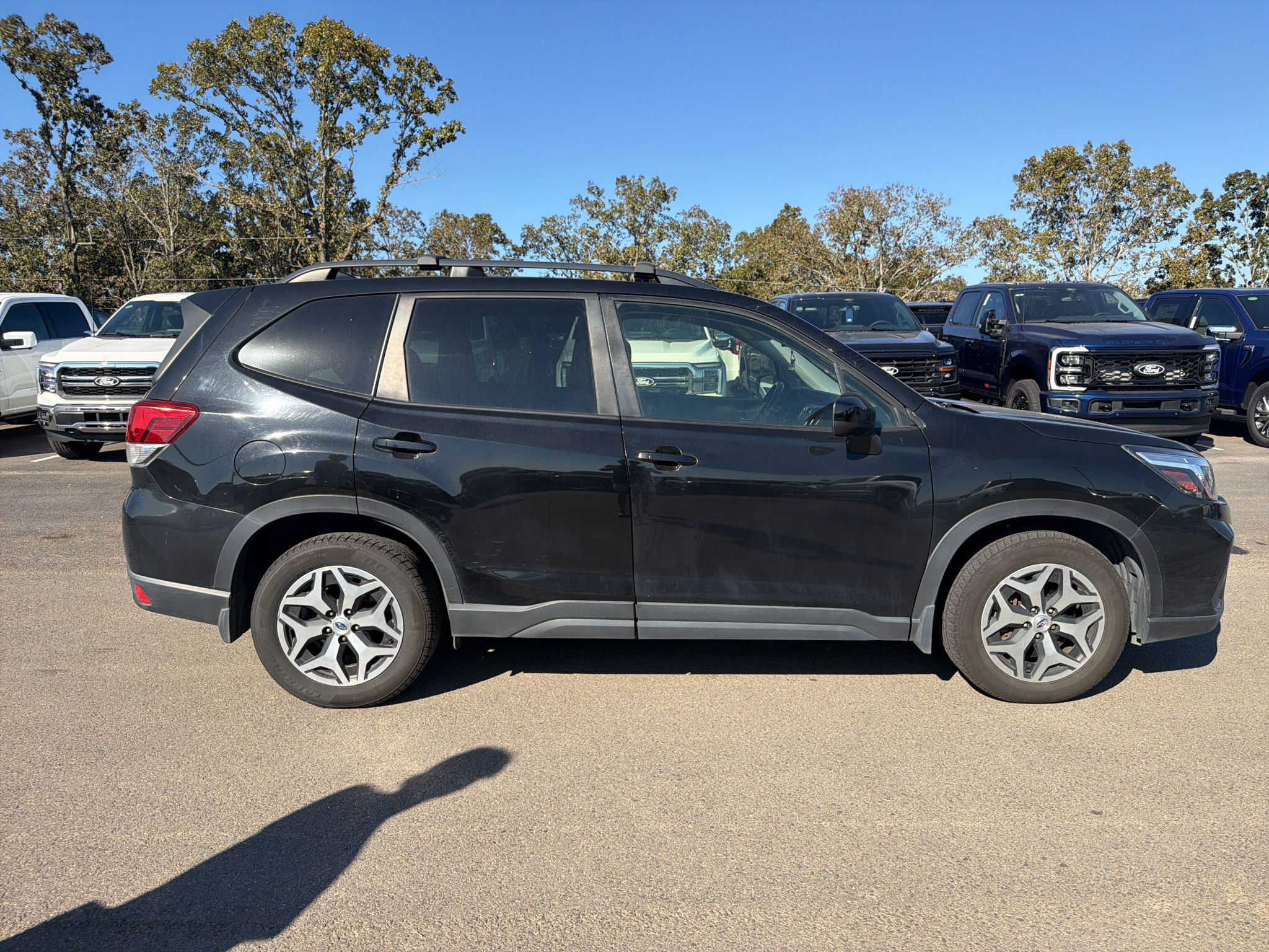 2020 Subaru Forester Premium photo 4