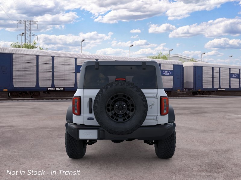 2026 Ford Bronco Outer Banks photo 5