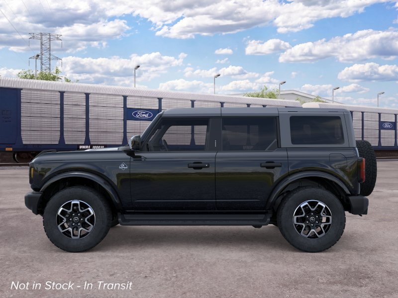 2026 Ford Bronco Outer Banks photo 3