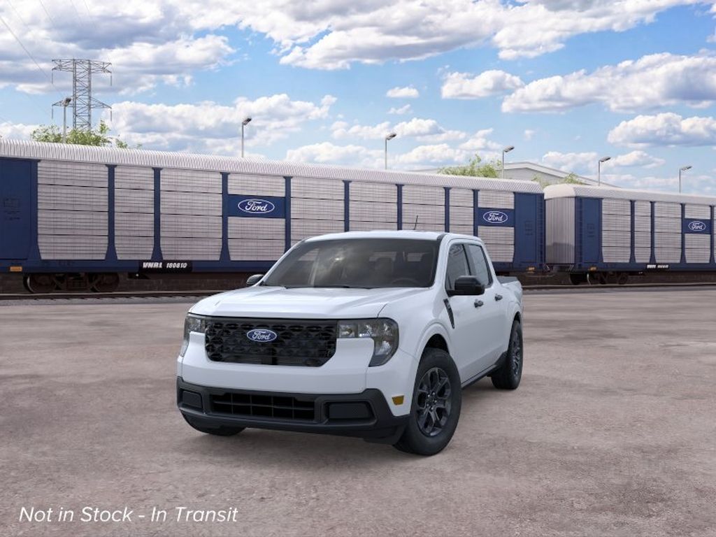 2026 Ford Maverick XLT photo 2