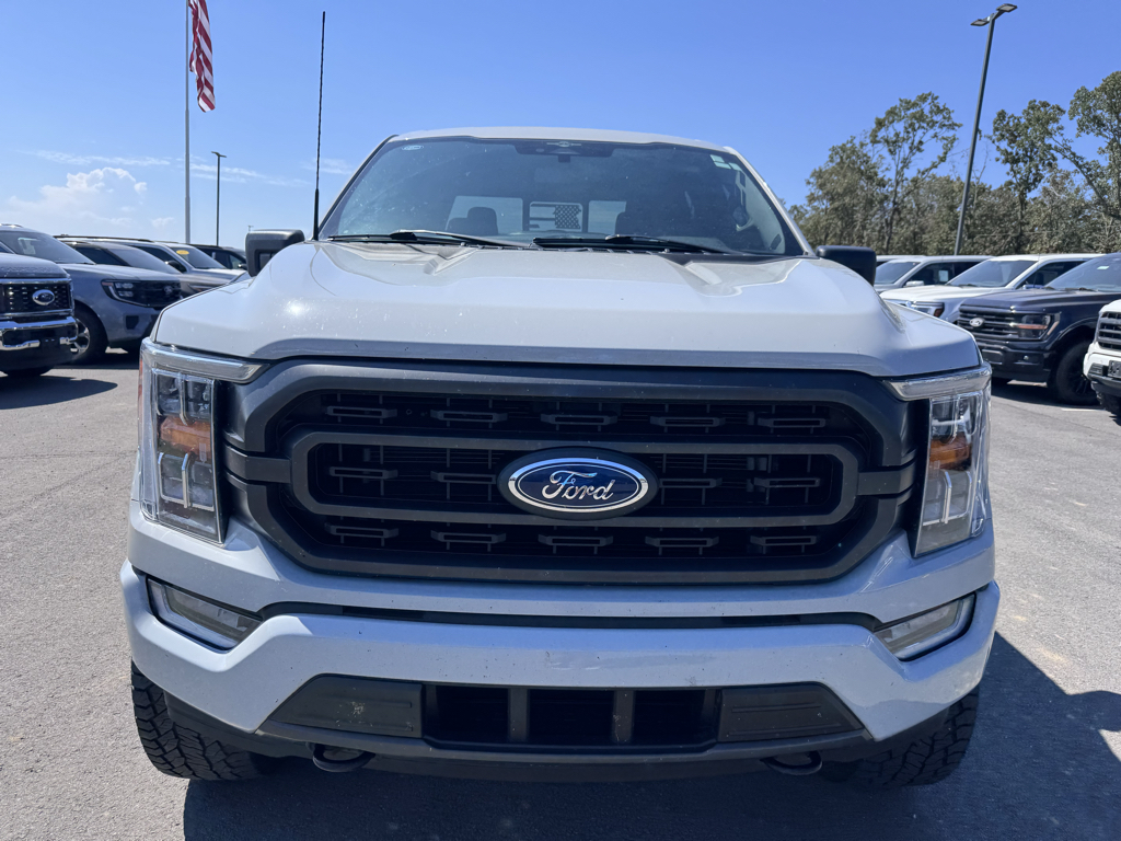 2023 Ford F-150 XLT photo 2