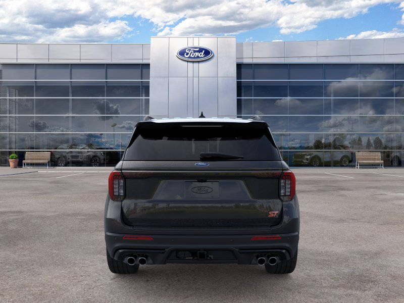2026 Ford Explorer ST photo 5