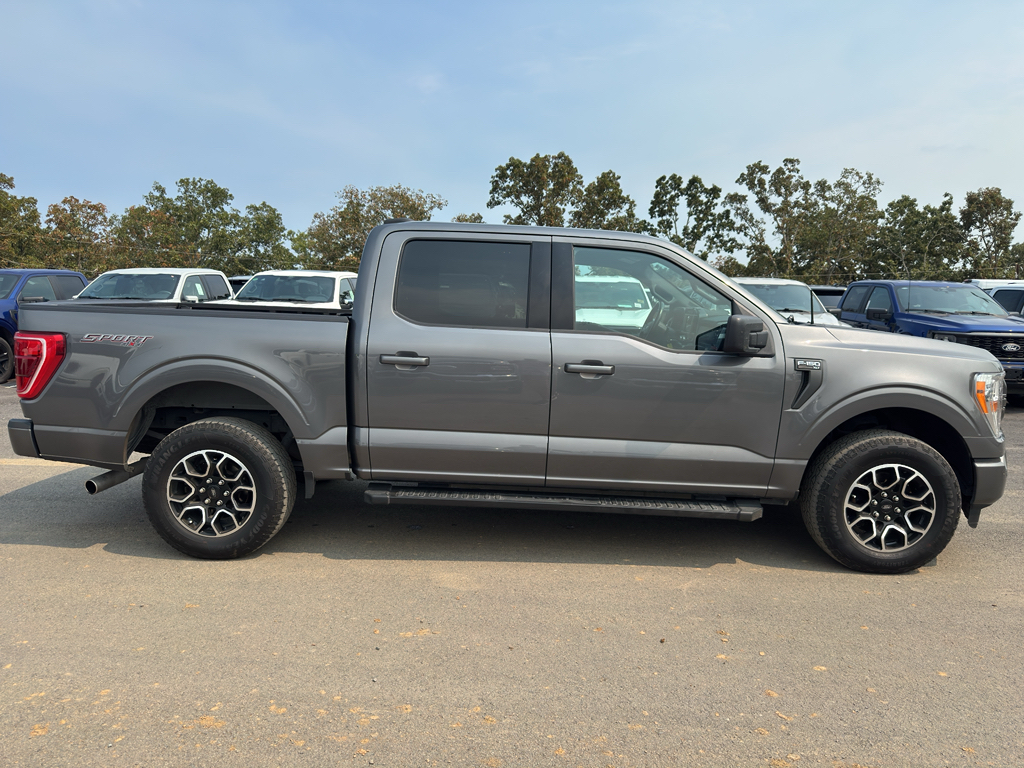 2022 Ford F-150 XLT photo 4