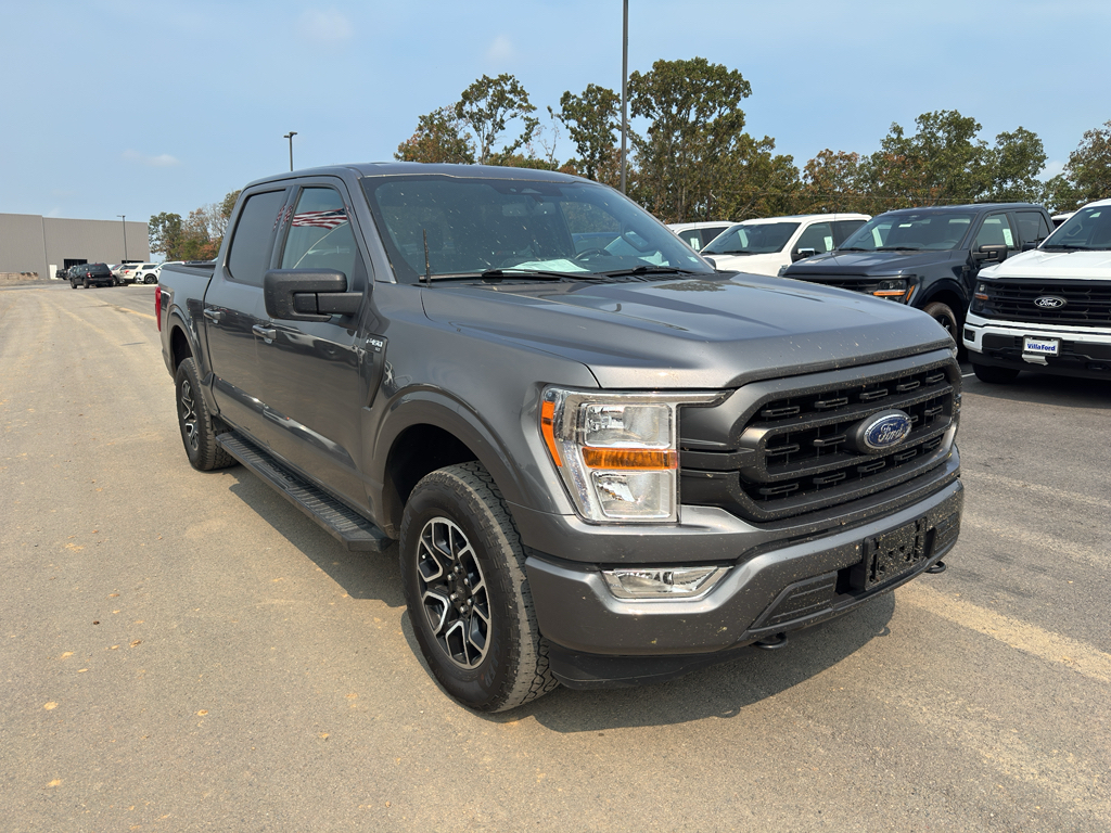 2022 Ford F-150 XLT photo 3