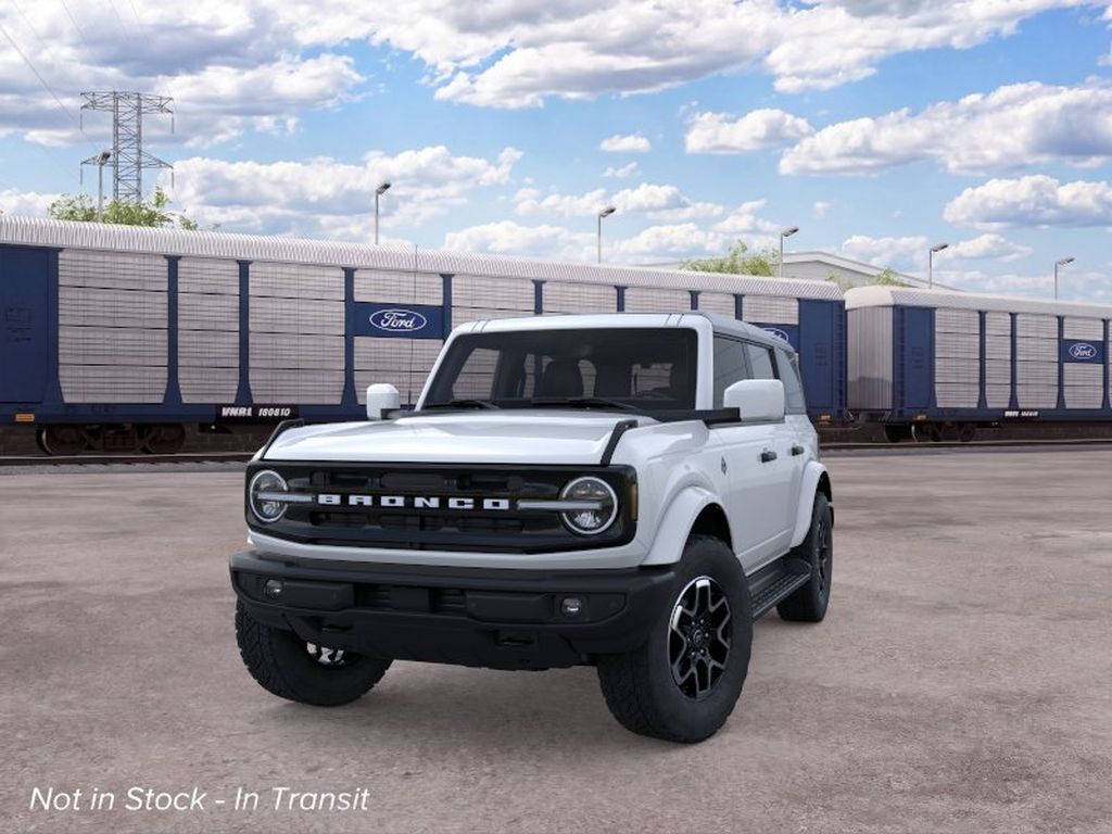 2026 Ford Bronco Outer Banks photo 2