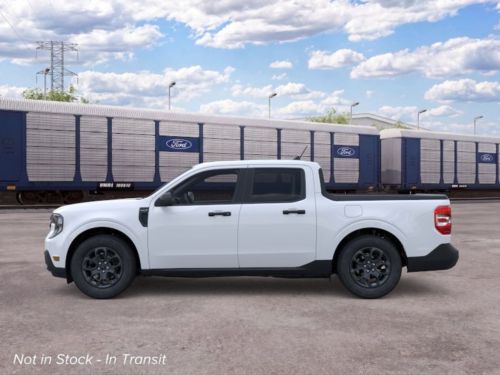 2026 Ford Maverick XLT photo 3