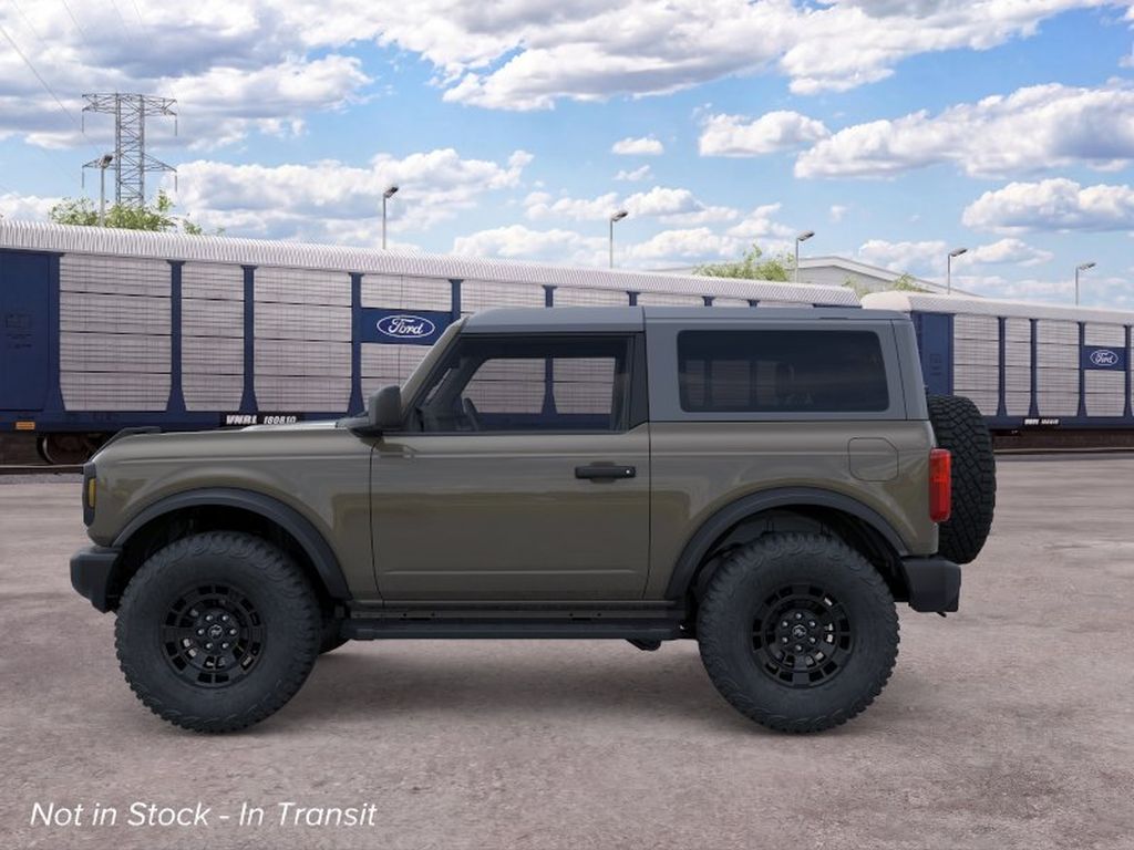 2026 Ford Bronco Base photo 3